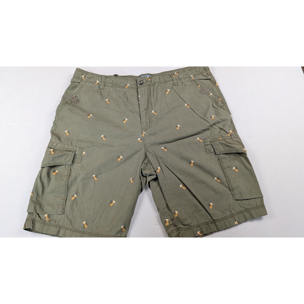 GH Bass Mens Cargo Shorts Olive Green Beer Mug Embroidered Size 42 Casual Cotton